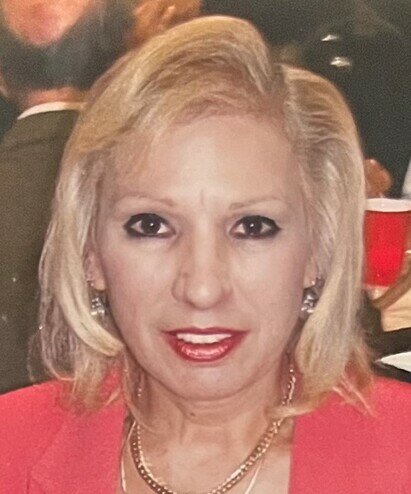 Dr. Roxane Exezidis